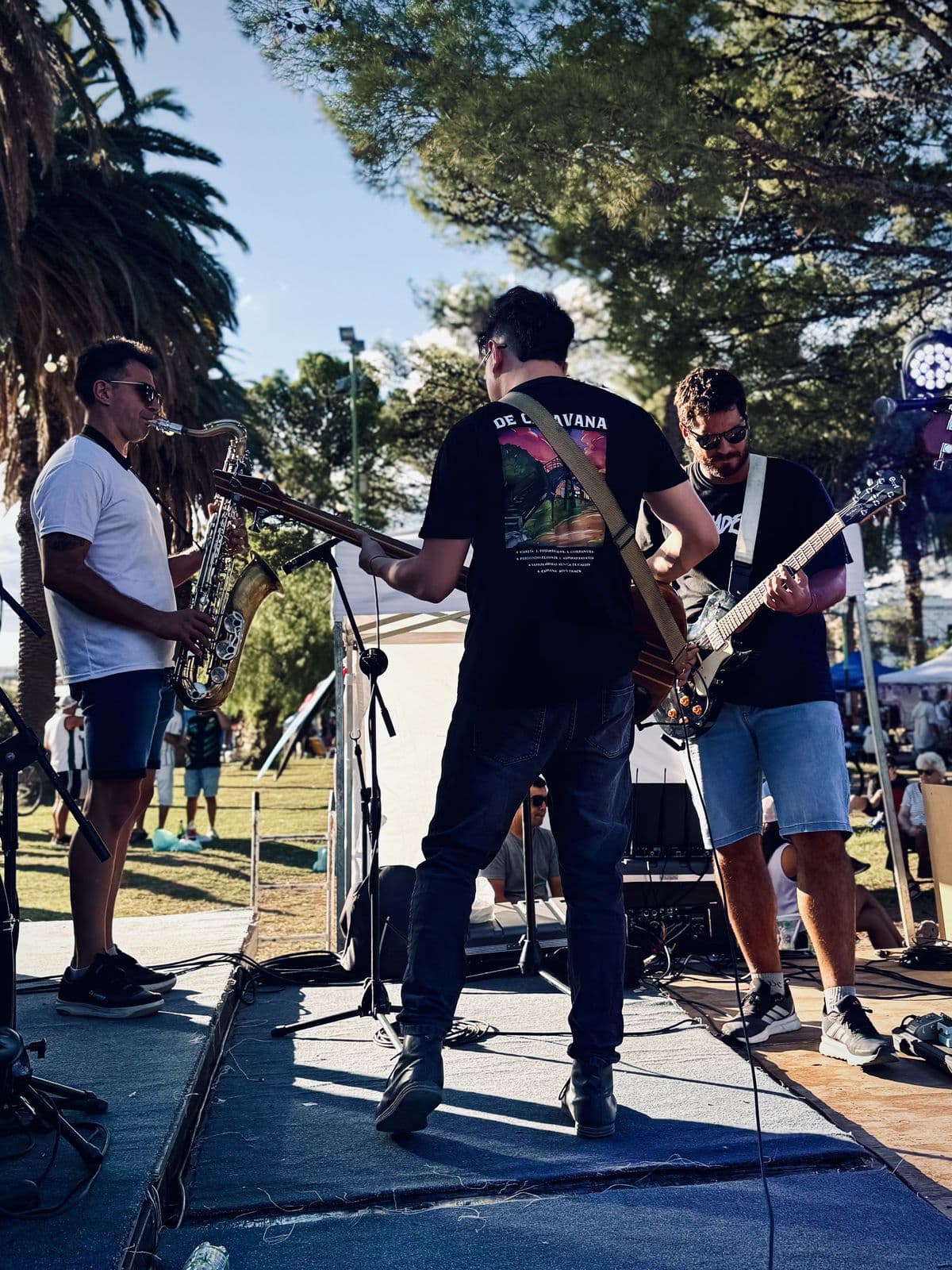 Nómades en vivo · Varieté
