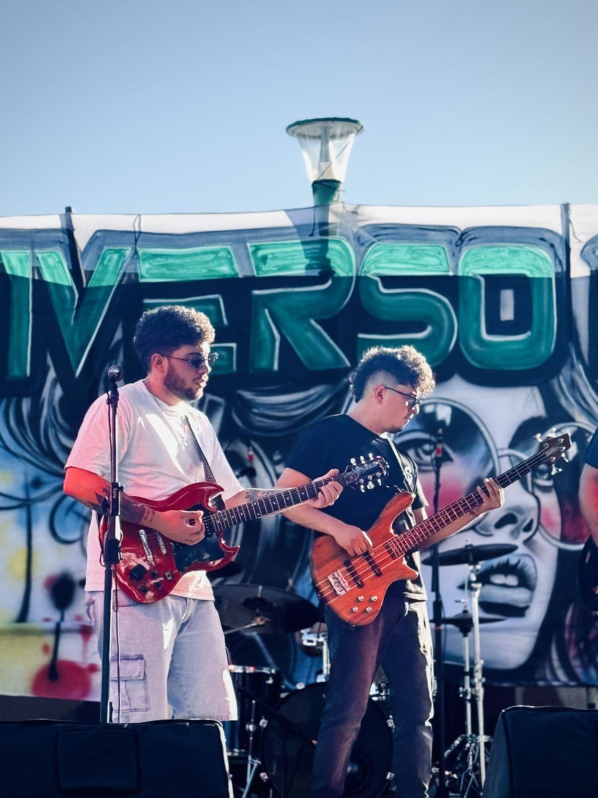 Nómades en vivo · Varieté